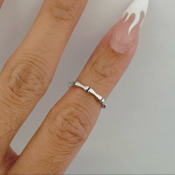 Sterling silver bamboo toe ring, bamboo ring, silver toe ring, silver bamboo - Picture 3 of 11